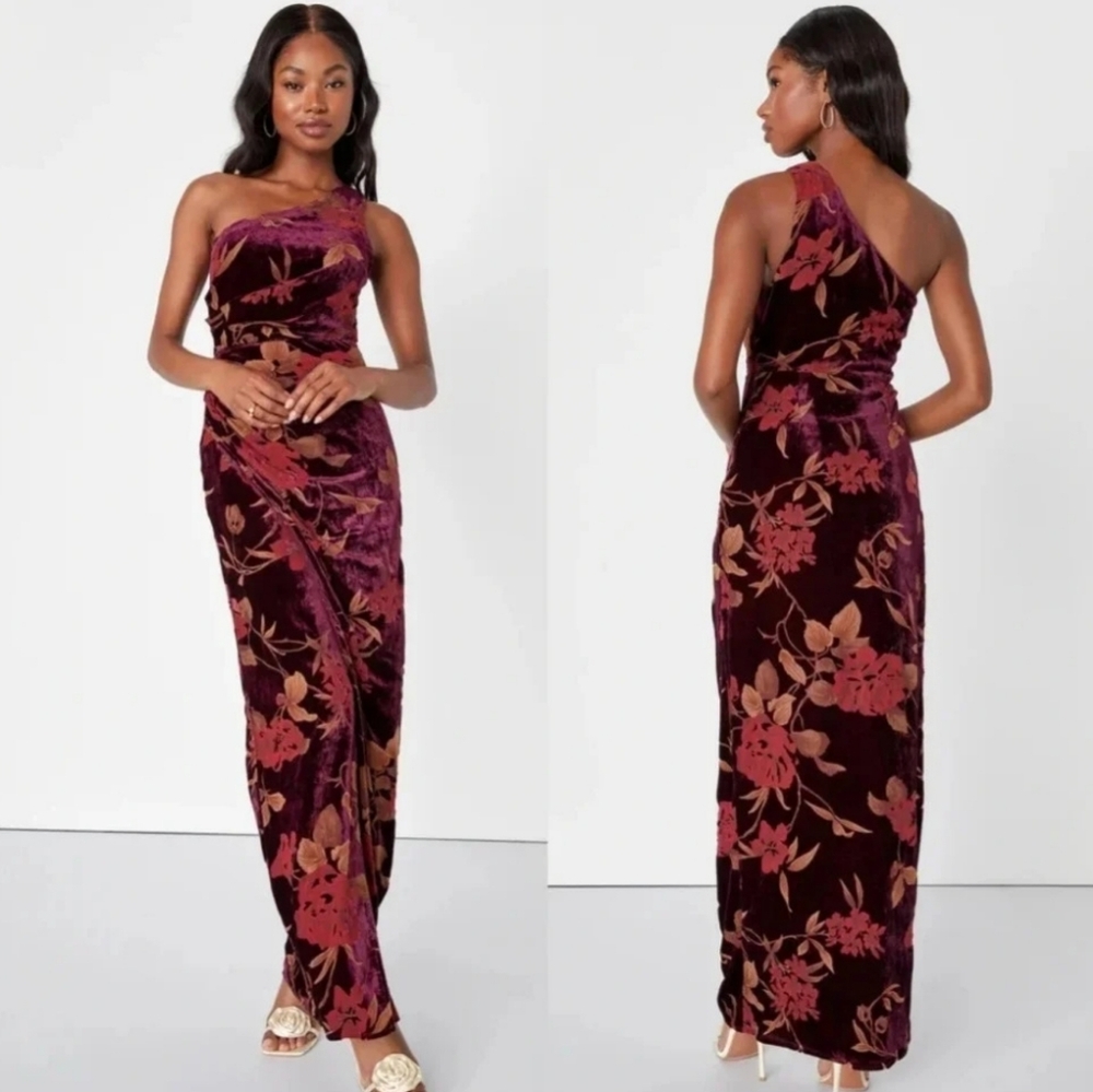 Lulu's One-Shoulder Velvet Floral Gown in Burgundy and Rust